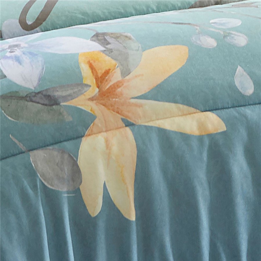 Becquet Couette Deco Double Face Motif Floral - Legere Ou Chaude | Couette Coloree, Couette Imprimee