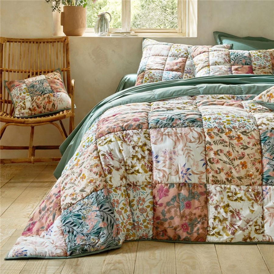 Becquet Boutis Patchwork A Motifs Fleuris - Becquet Creation | Plaid