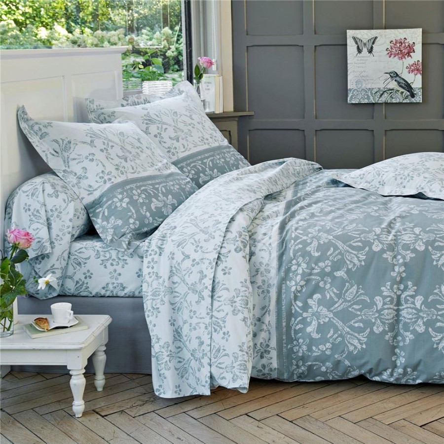 Becquet Linge De Lit Percale Motif Volutes Et Arabesques - Becquet Creation | Linge De Lit Fantaisie, Linge De Lit Brode